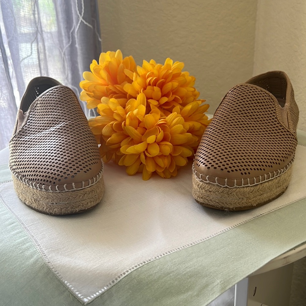 Steve Madden espadrilles size 71/2 tan color